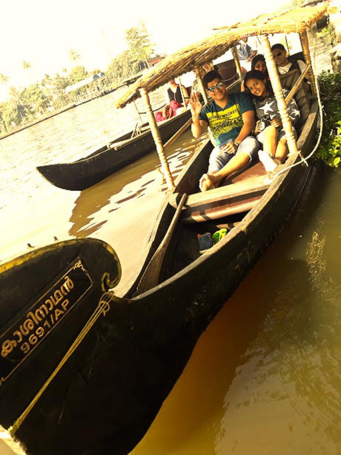 Aham Yoga Nest Bed and Breakfast Alappuzha Exterior foto